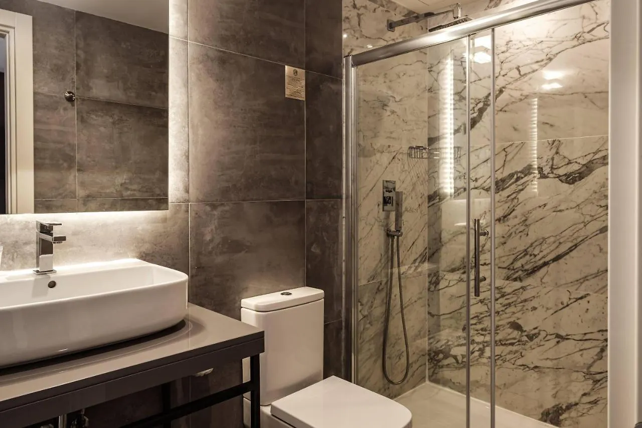 Urban Rooms By Neu Collective Gzira Hotel